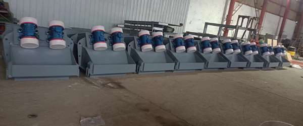 振动给料机振动不下料